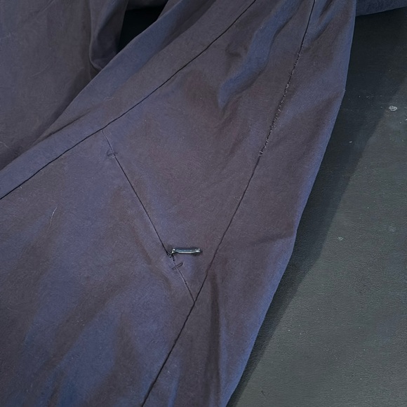 Athleta Navy Blue nylon/spandex pants size 12 - Picture 4 of 5